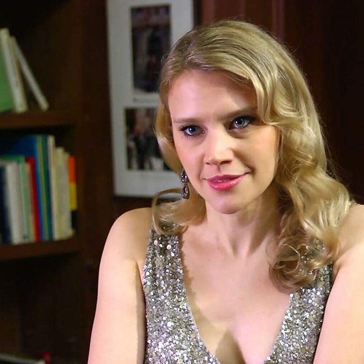 kate mckinnon naked - malina melendez porn red district porn