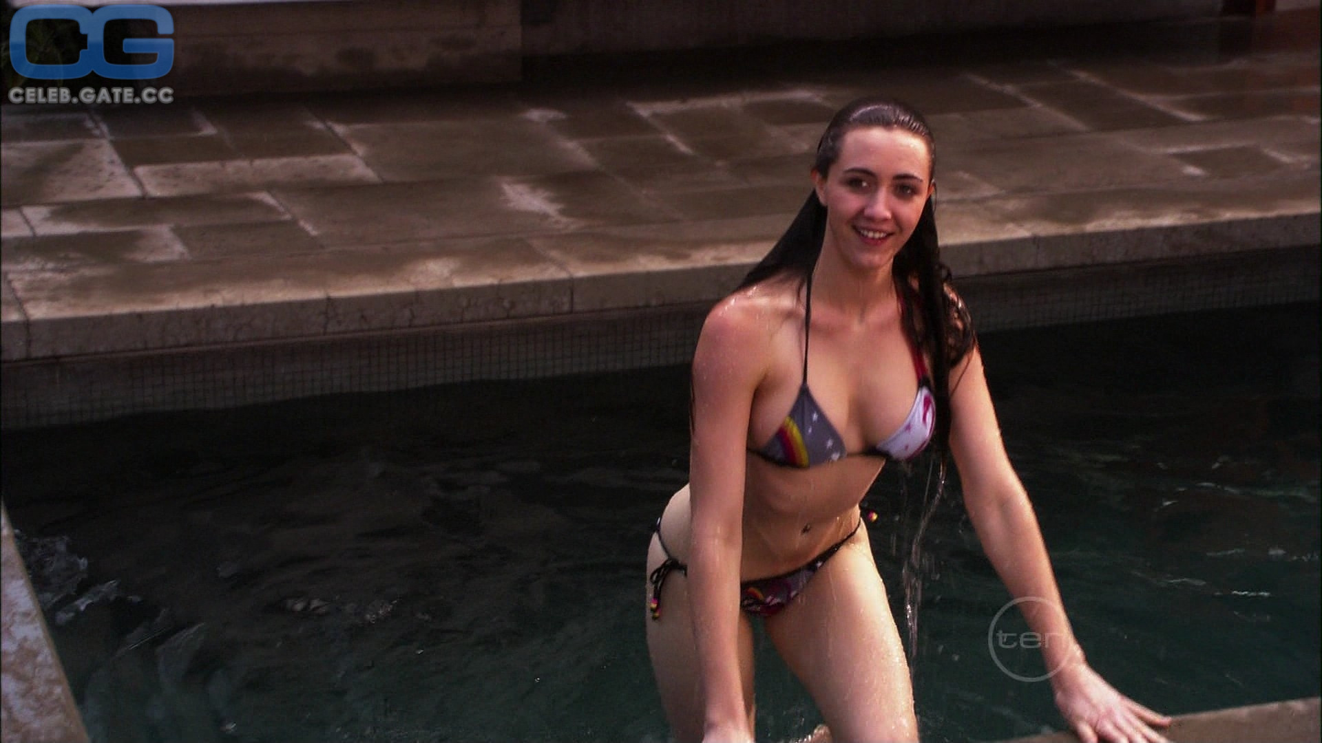 Top pics of angie fermin's XXX archive ashley houchin add photo